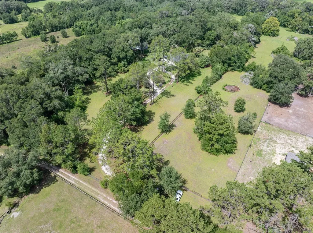 16603 SW 15th Avenue Newberry FL 32669