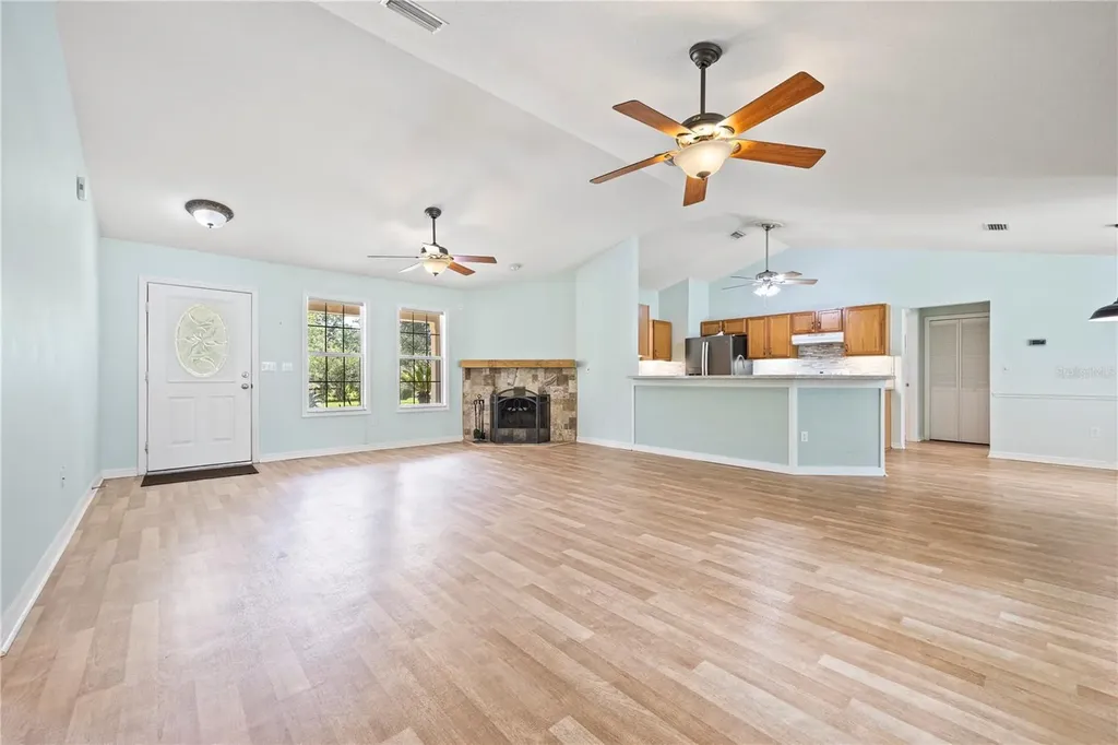 16603 SW 15th Avenue Newberry FL 32669