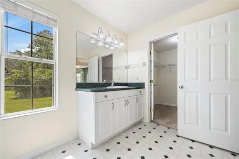 16603 SW 15th Avenue Newberry FL 32669