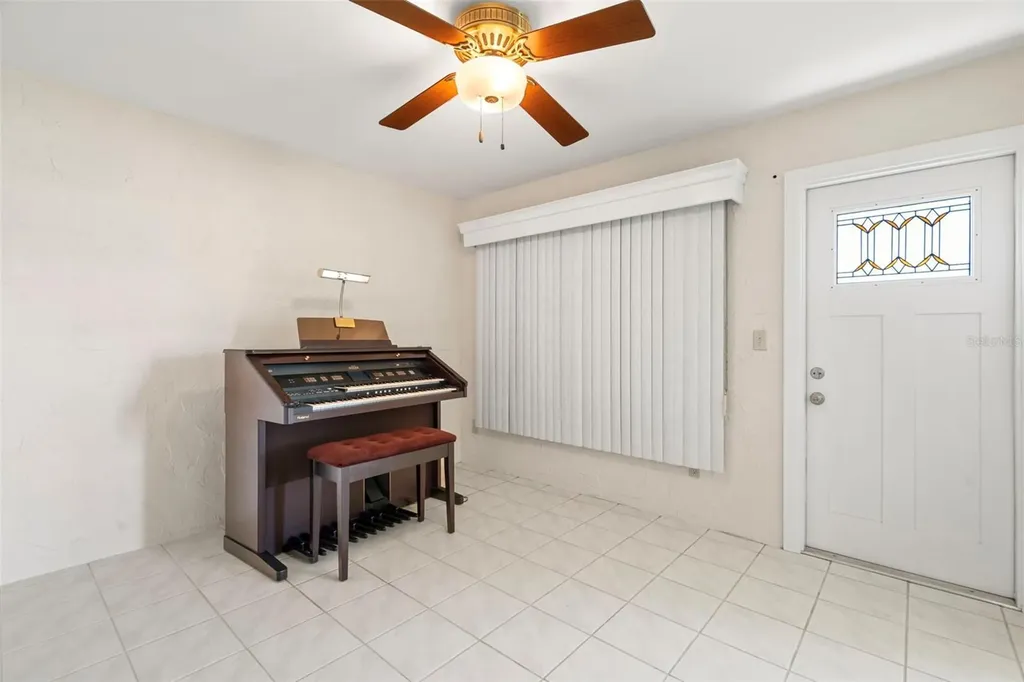 4109 89th Avenue N Pinellas Park FL 33782