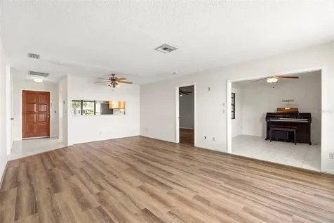 4109 89th Avenue N Pinellas Park FL 33782