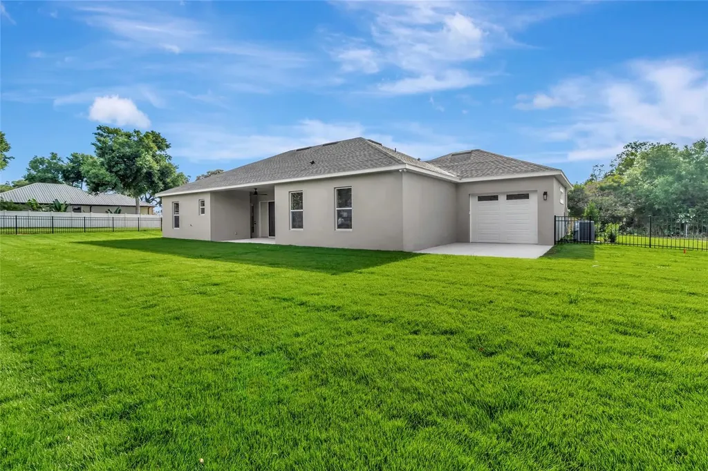 17605 Ninth Street Montverde FL 34756