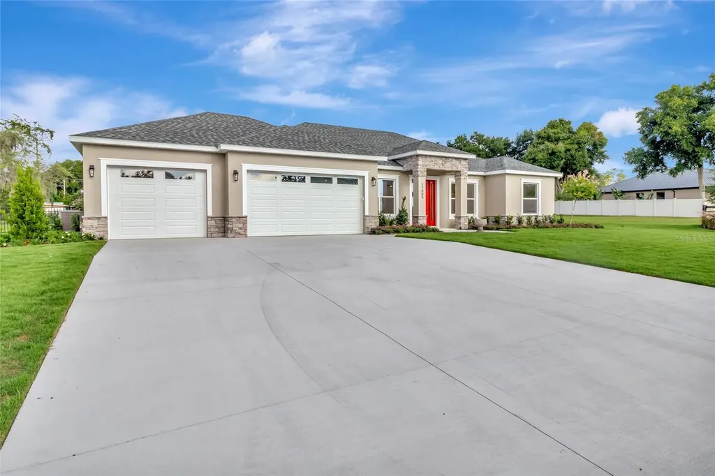 17605 Ninth Street Montverde FL 34756