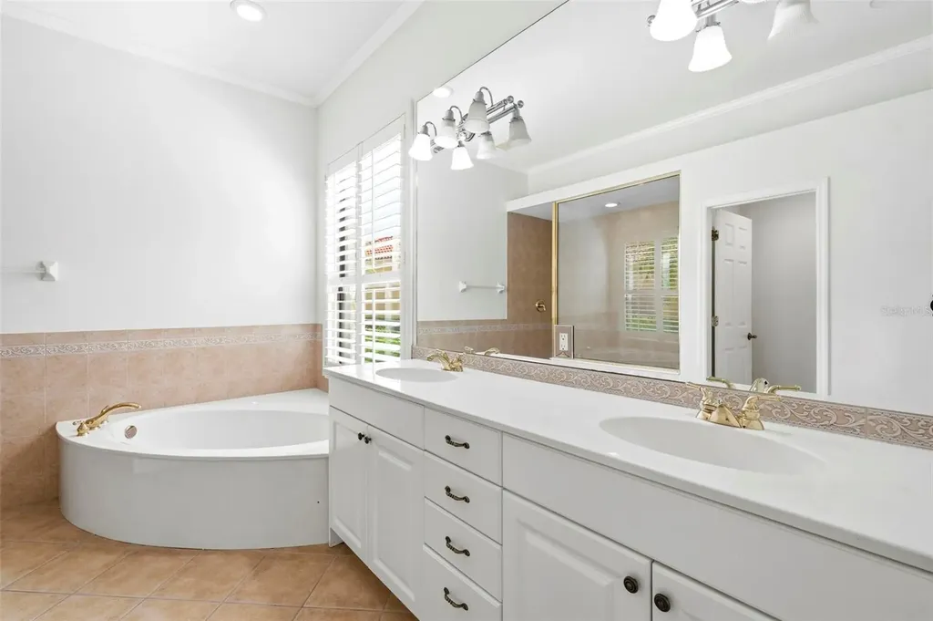 13860 Siena Loop Bradenton FL 34202