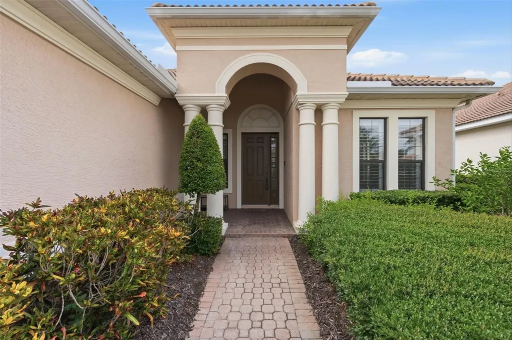 13860 Siena Loop Bradenton FL 34202