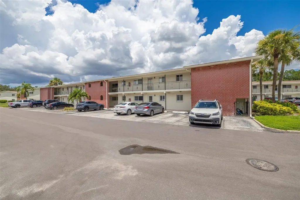 4550 Overlook Drive NE St Petersburg FL 33703