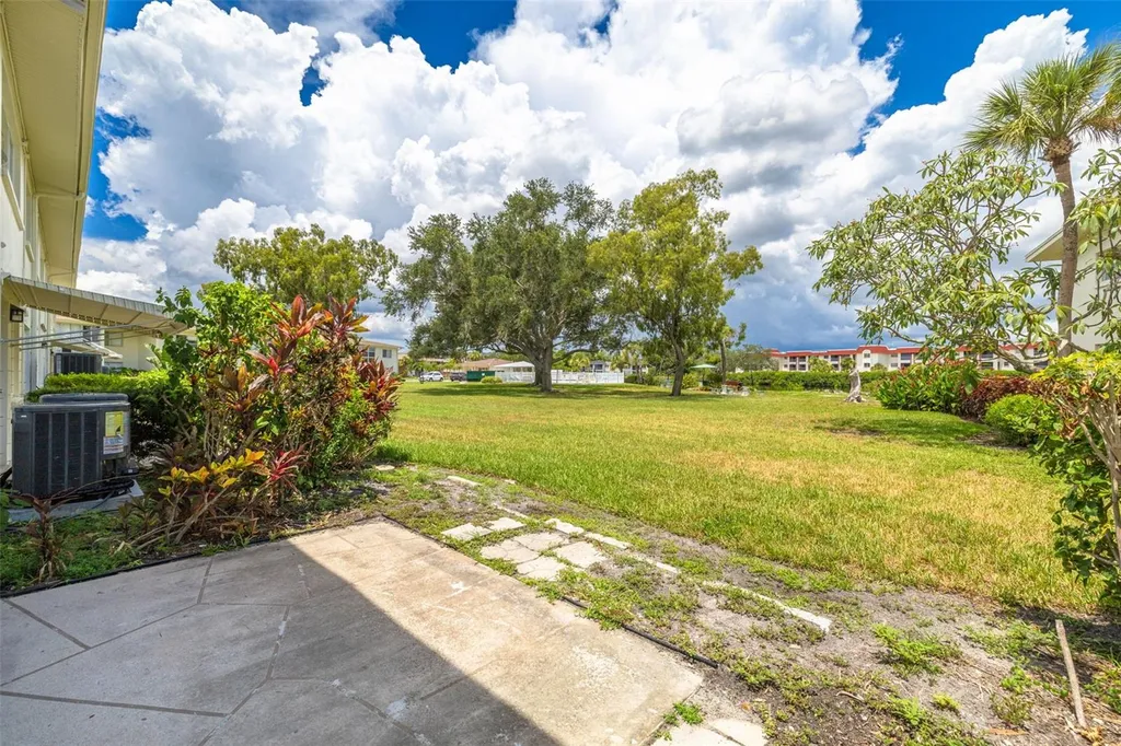 4550 Overlook Drive NE St Petersburg FL 33703