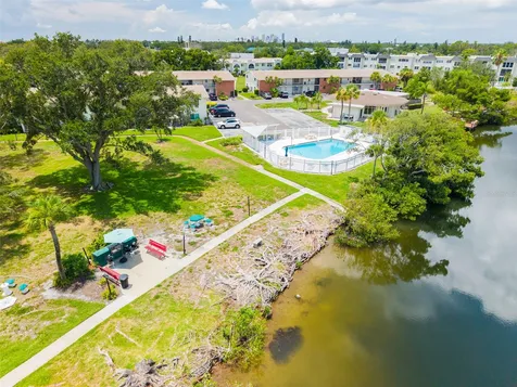 4550 Overlook Drive NE St Petersburg FL 33703