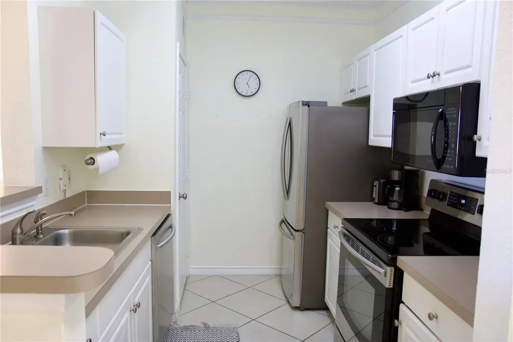 4323 Bayside Village Drive Tampa FL 33615