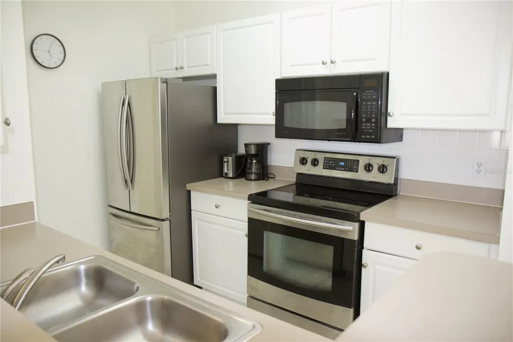 4323 Bayside Village Drive Tampa FL 33615