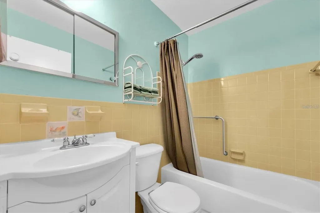 2469 Franciscan Drive Clearwater FL 33763