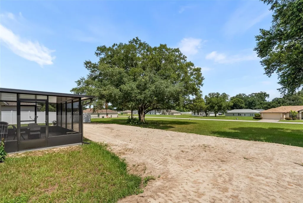 1831 NE 160th Place Citra FL 32113