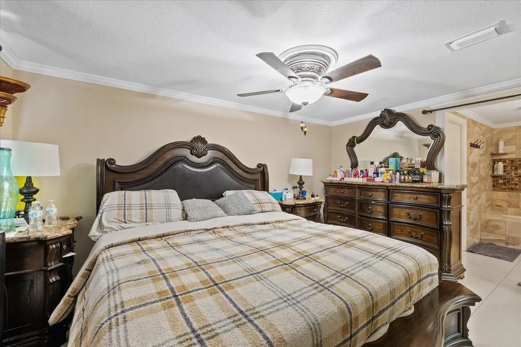 8318 Drycreek Drive Tampa FL 33615