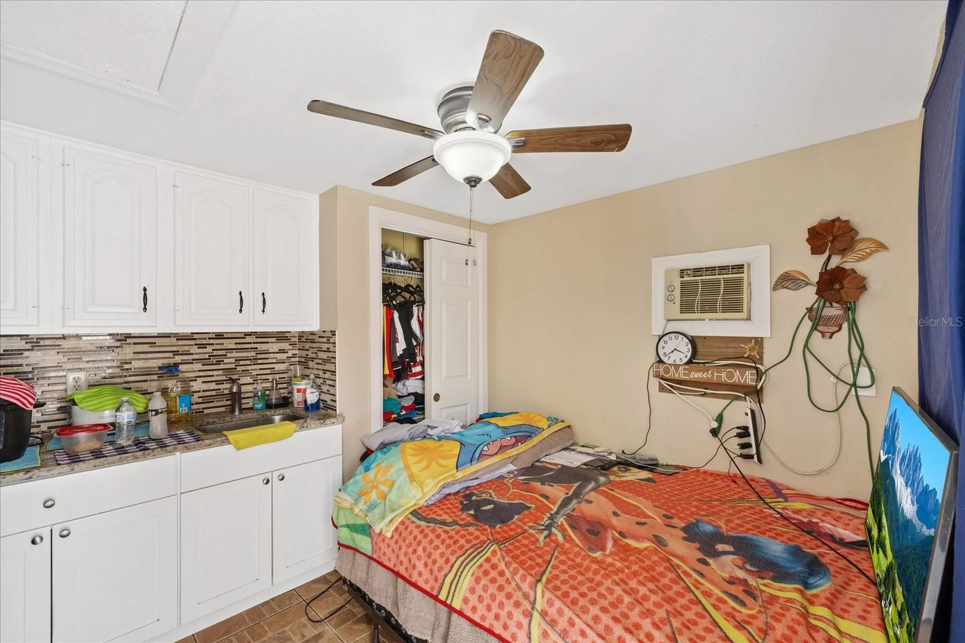 8318 Drycreek Drive Tampa FL 33615
