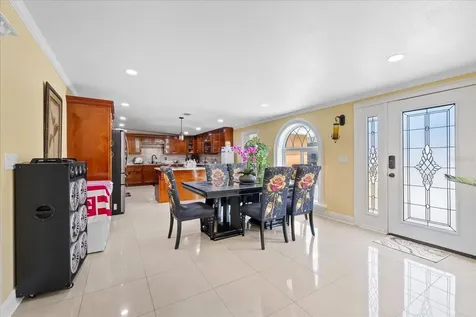 8318 Drycreek Drive Tampa FL 33615