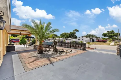 8318 Drycreek Drive Tampa FL 33615