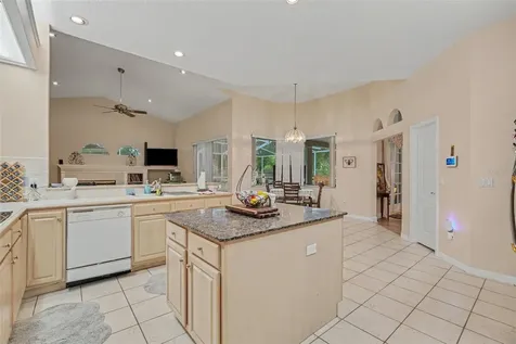 702 Brooker Ridge Court Brandon FL 33511