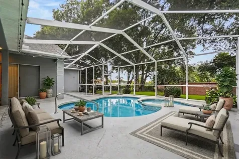 702 Brooker Ridge Court Brandon FL 33511