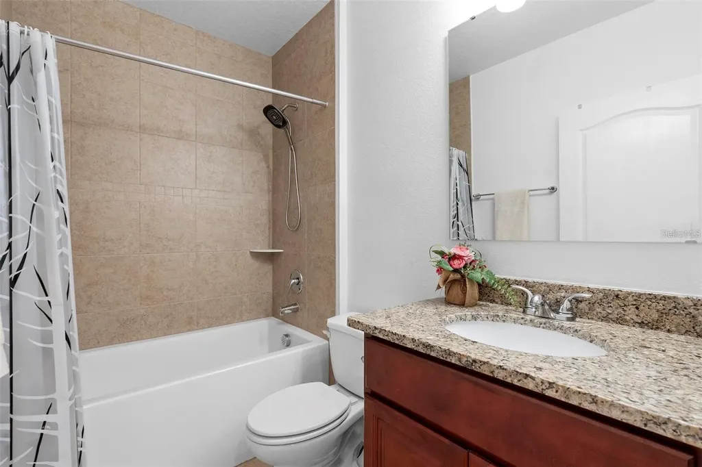 2285 Canyon Breeze Avenue Kissimmee FL 34746