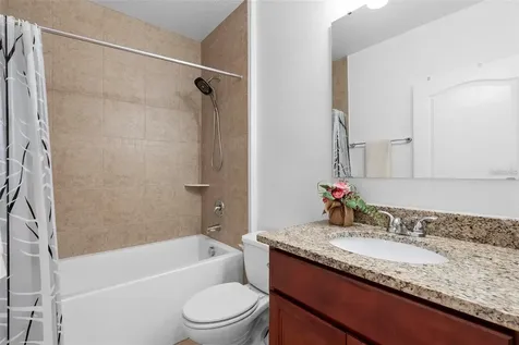 2285 Canyon Breeze Avenue Kissimmee FL 34746