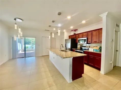 2285 Canyon Breeze Avenue Kissimmee FL 34746