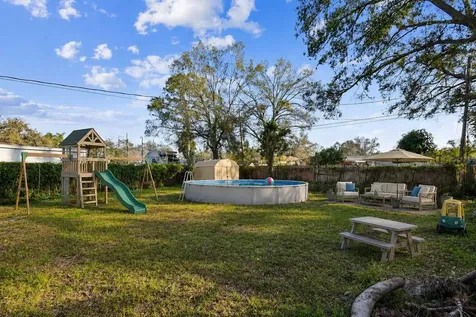 270 41st Avenue NE St Petersburg FL 33702