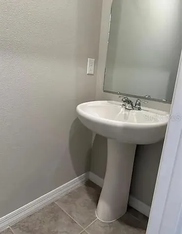 501 Sun Warbler Way St Cloud FL 34771