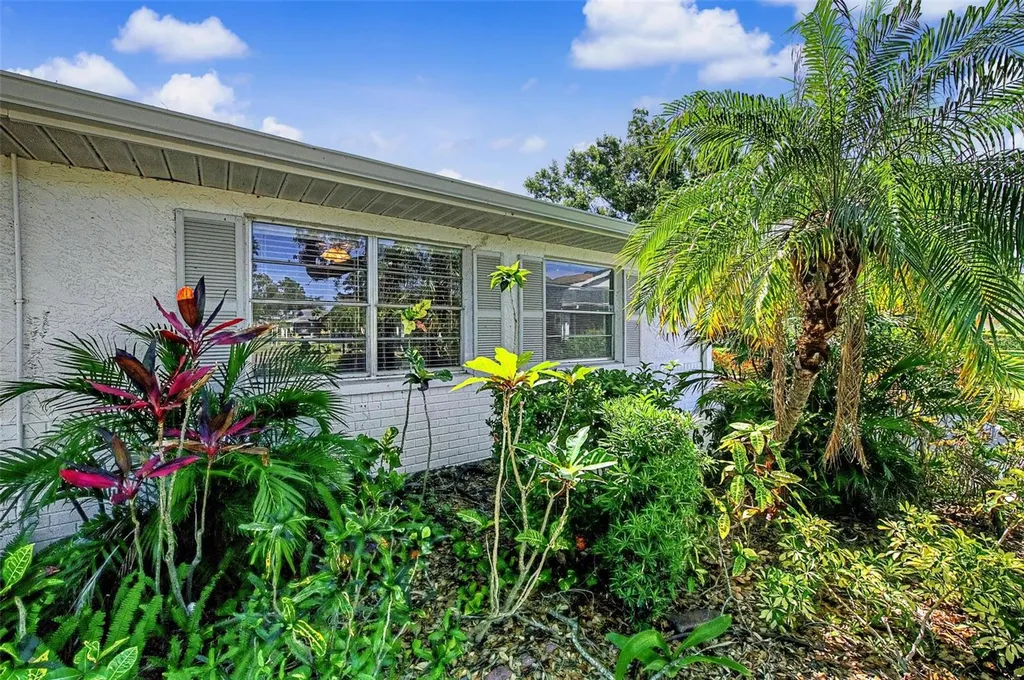 1905 Hanson Court Sun City Center FL 33573
