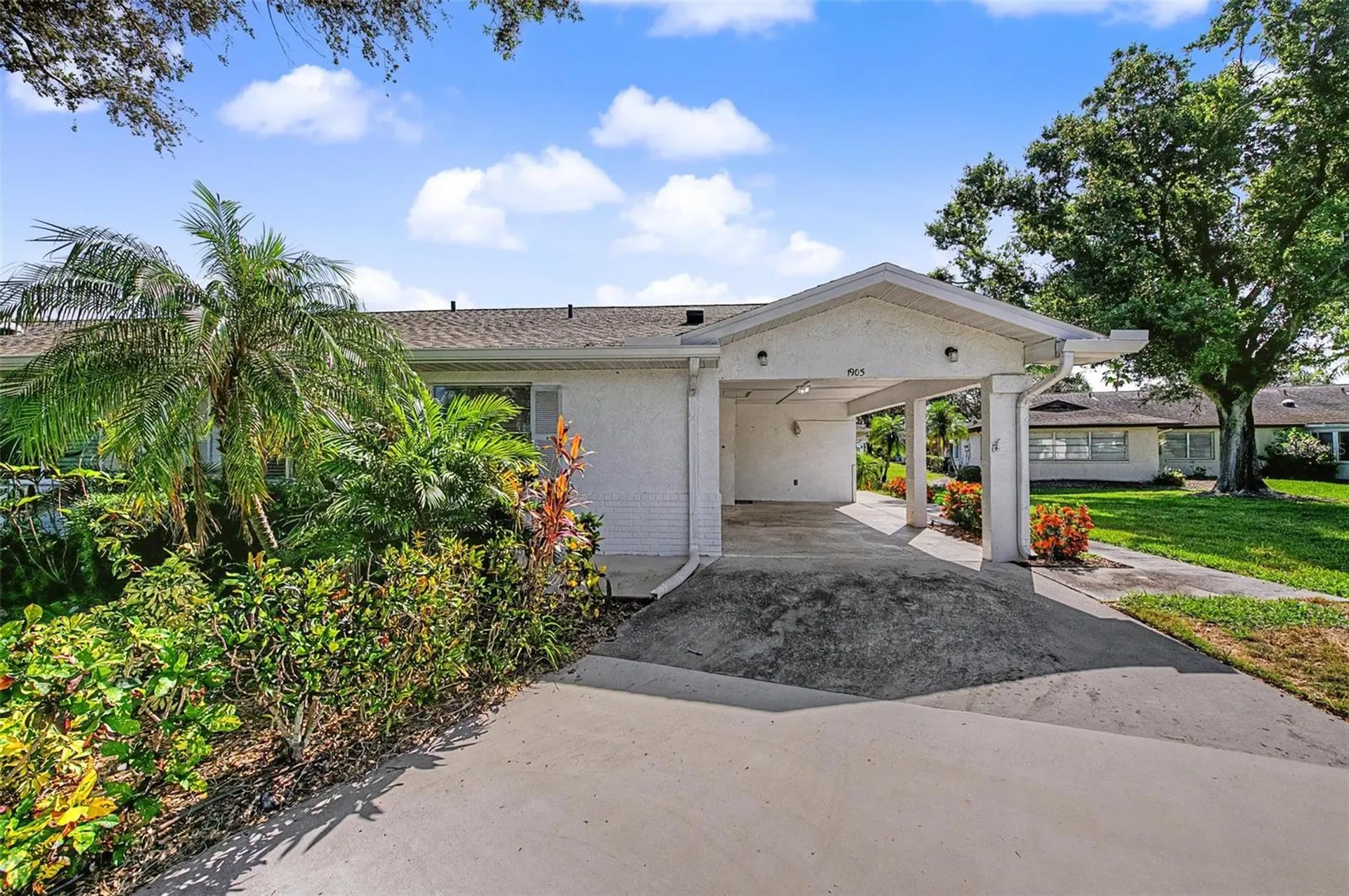 1905 Hanson Court Sun City Center FL 33573