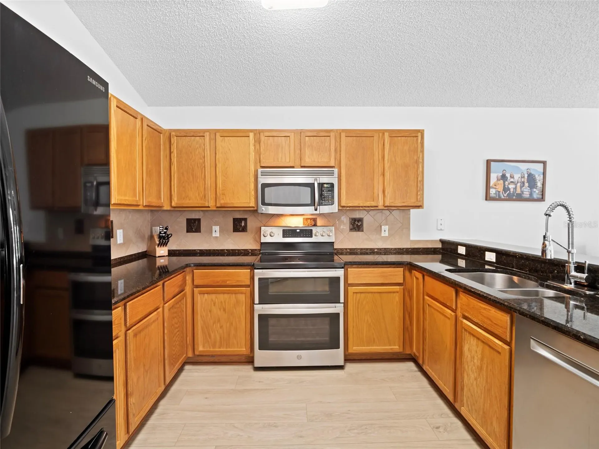 837 Grand Hughey Court Apopka FL 32712
