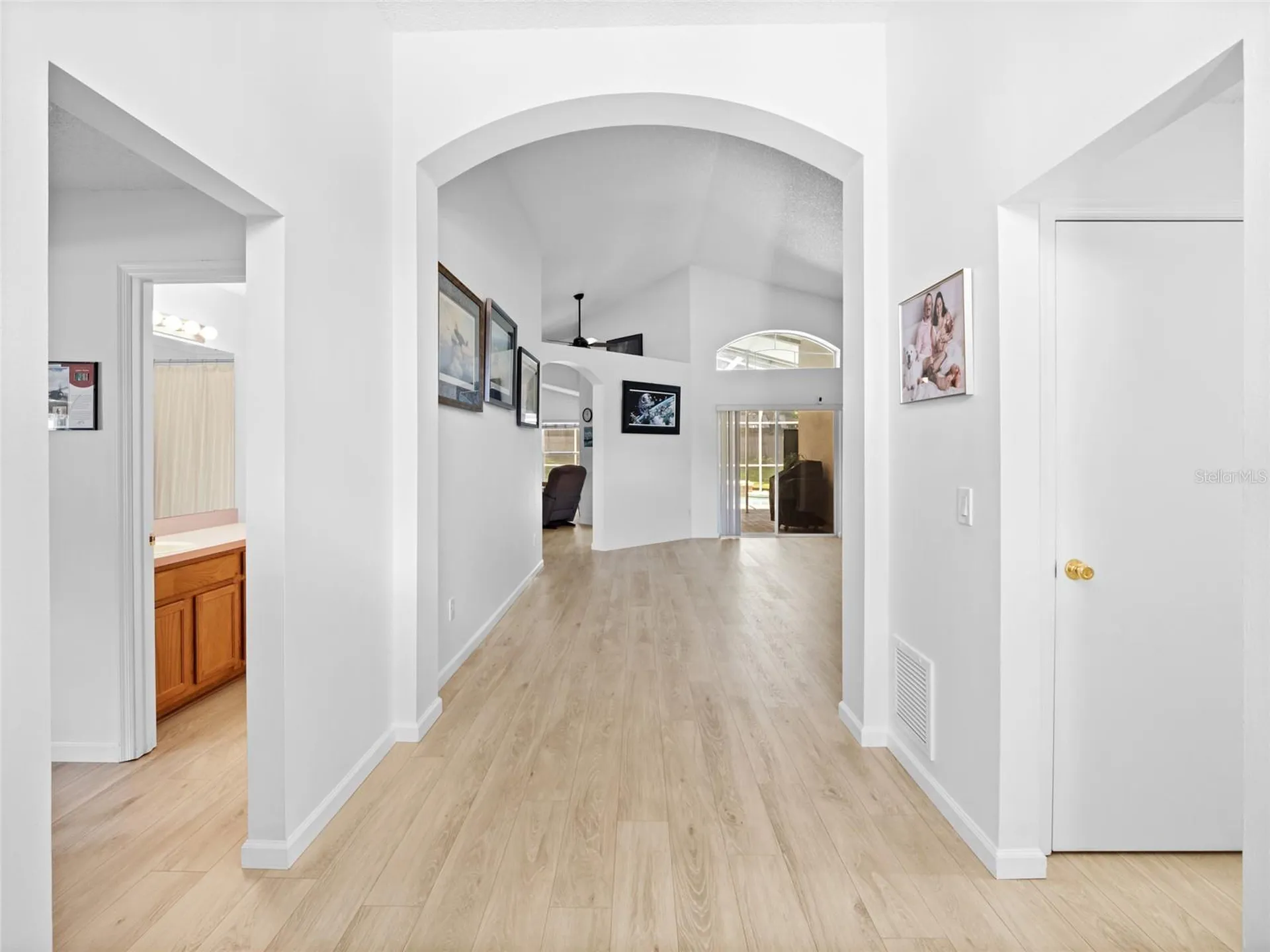 837 Grand Hughey Court Apopka FL 32712