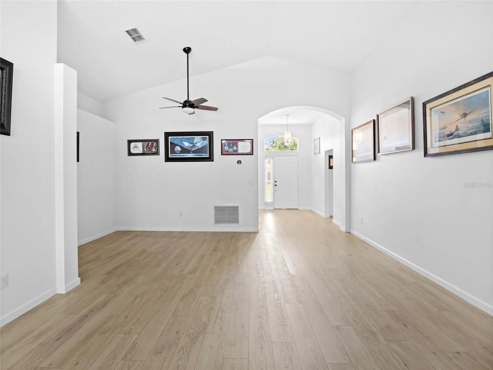 837 Grand Hughey Court Apopka FL 32712