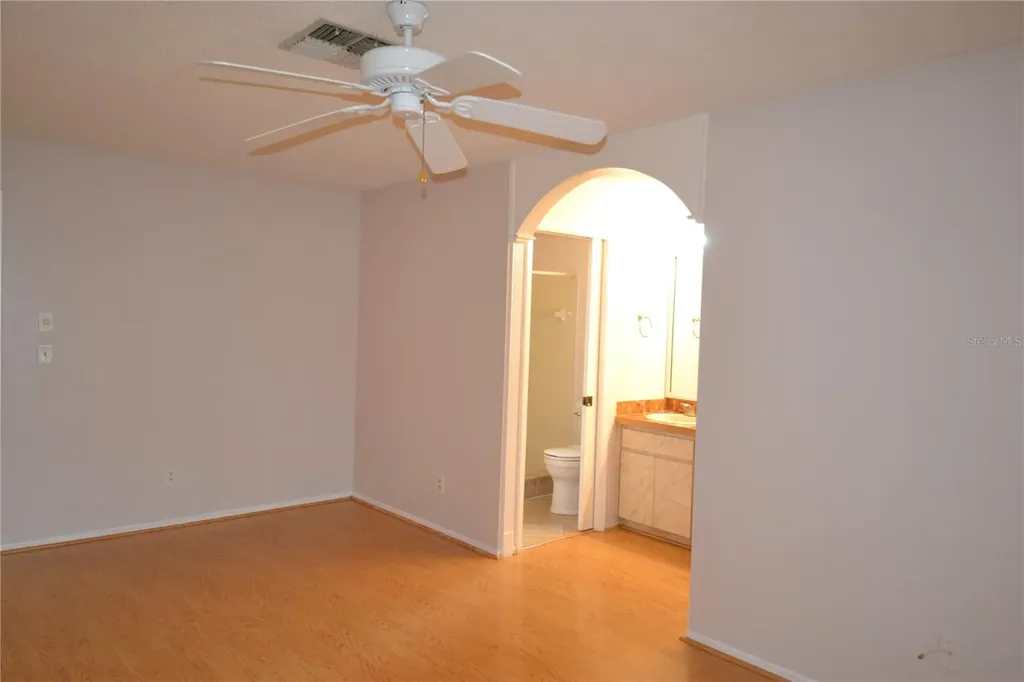 2001 Dover Court Oldsmar FL 34677