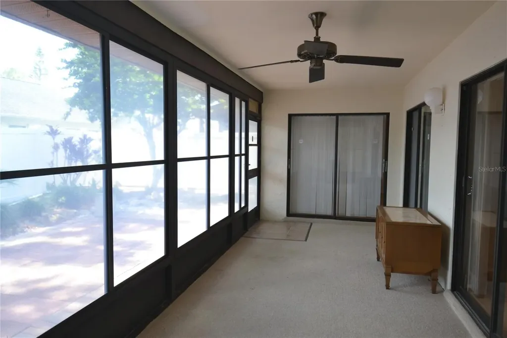 2001 Dover Court Oldsmar FL 34677