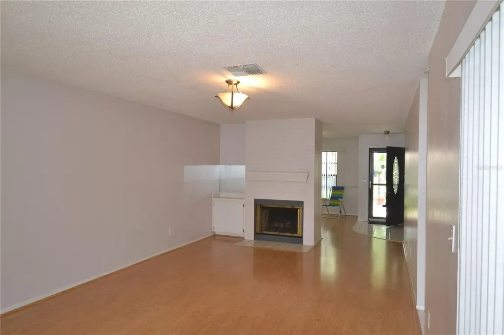 2001 Dover Court Oldsmar FL 34677