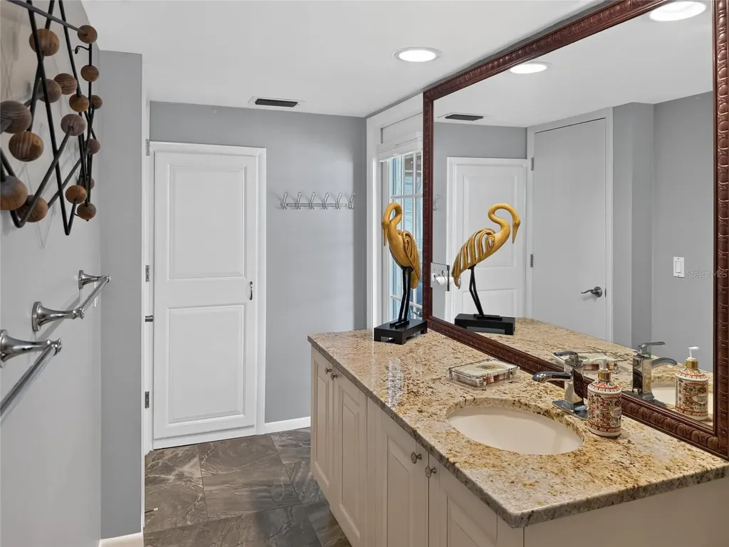 1546 El Tair Trail Clearwater FL 33765