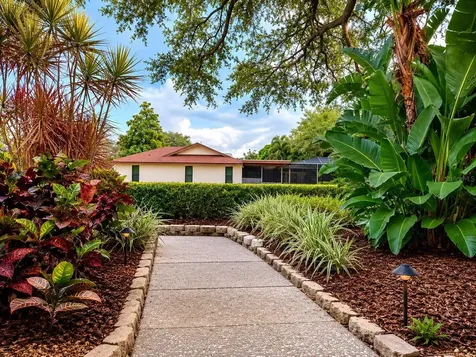 1546 El Tair Trail Clearwater FL 33765