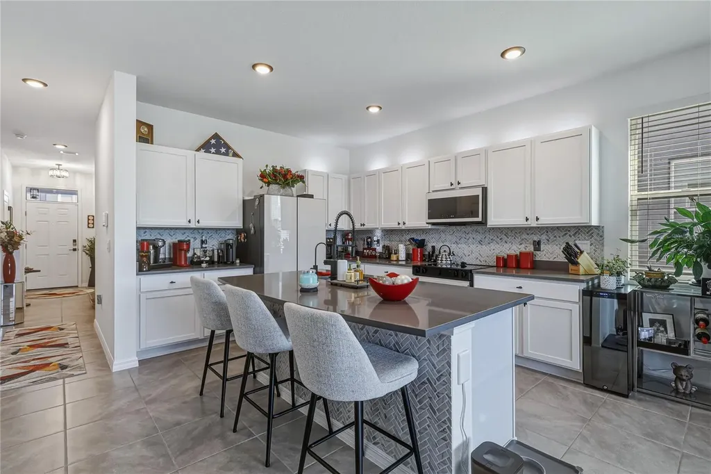 388 Mangrove Shade Circle Apollo Beach FL 33572