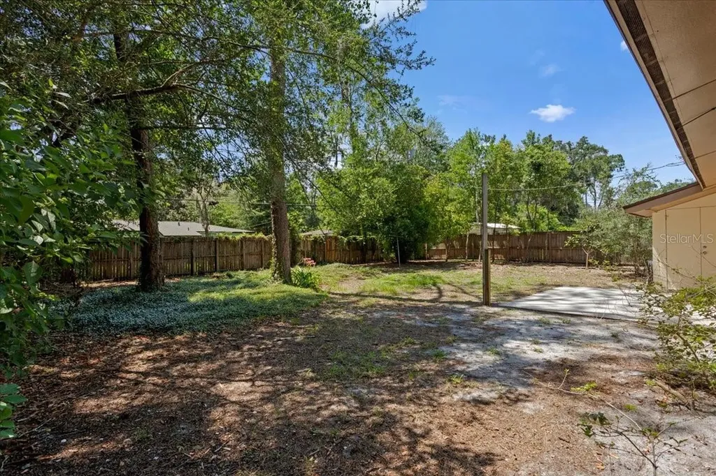 1302 NE 14th Terrace Gainesville FL 32601