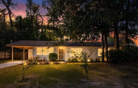 1302 NE 14th Terrace Gainesville FL 32601
