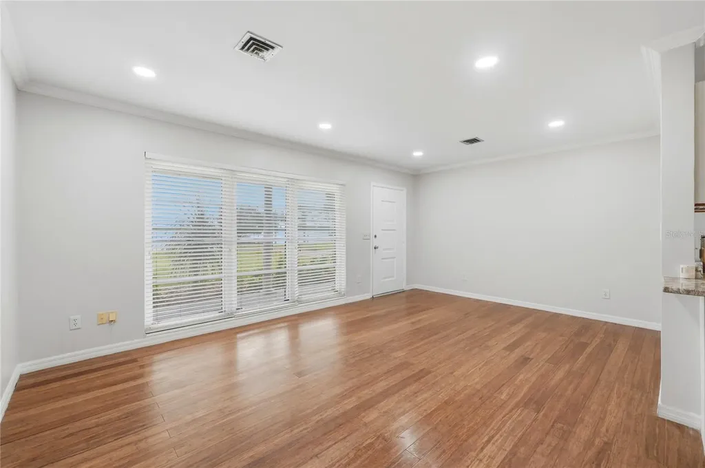 1475 S Lake Howard Drive Winter Haven FL 33880