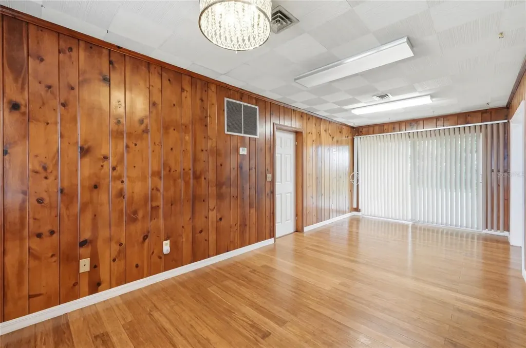 1475 S Lake Howard Drive Winter Haven FL 33880