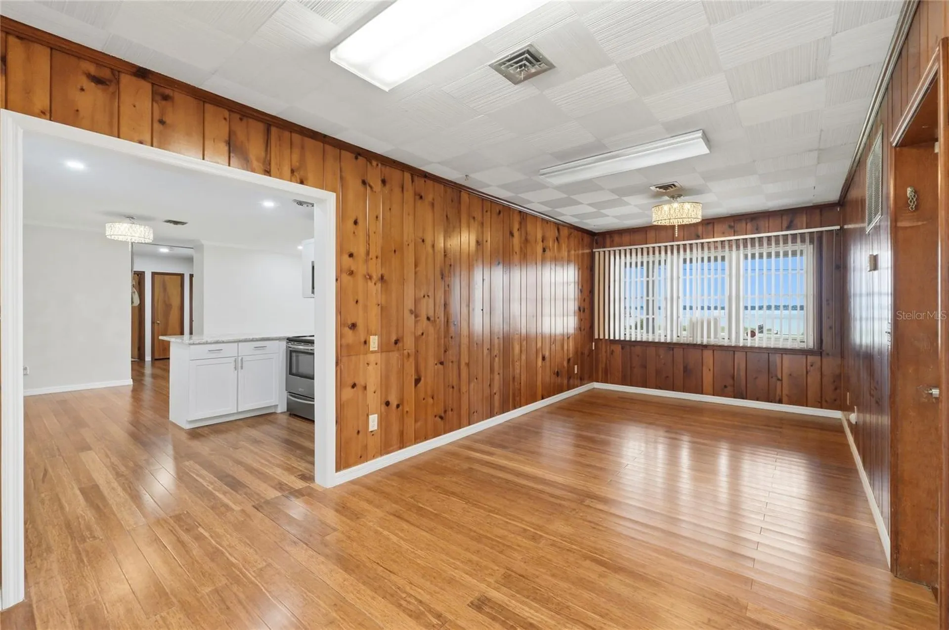 1475 S Lake Howard Drive Winter Haven FL 33880