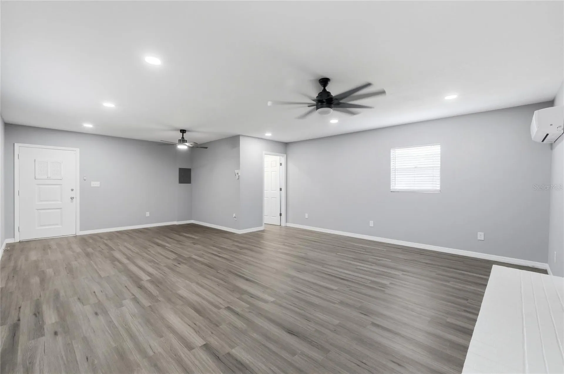 1475 S Lake Howard Drive Winter Haven FL 33880
