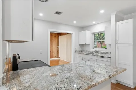 1475 S Lake Howard Drive Winter Haven FL 33880