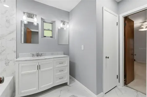 1475 S Lake Howard Drive Winter Haven FL 33880