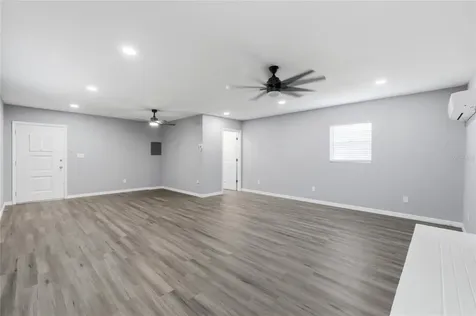 1475 S Lake Howard Drive Winter Haven FL 33880