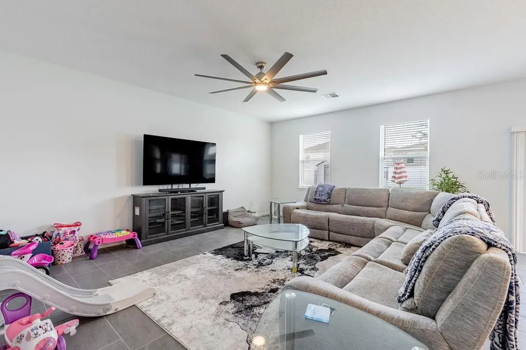 3319 Curlew Avenue Leesburg FL 34748