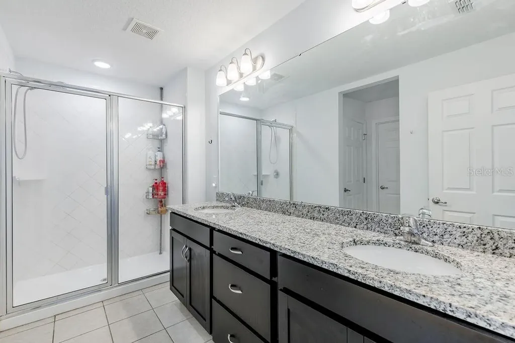 3319 Curlew Avenue Leesburg FL 34748
