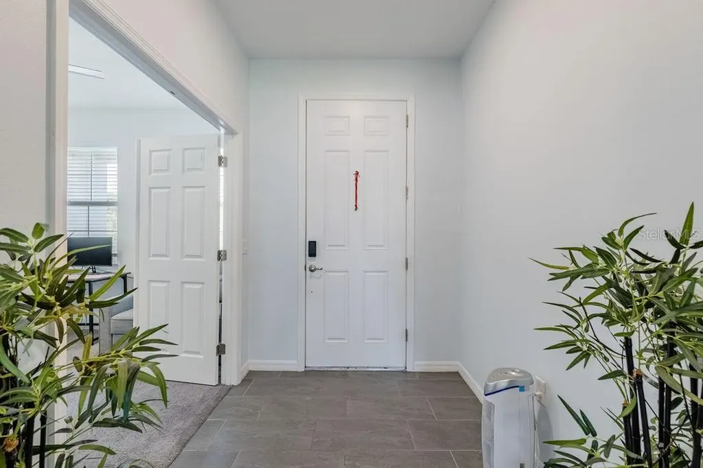 3319 Curlew Avenue Leesburg FL 34748